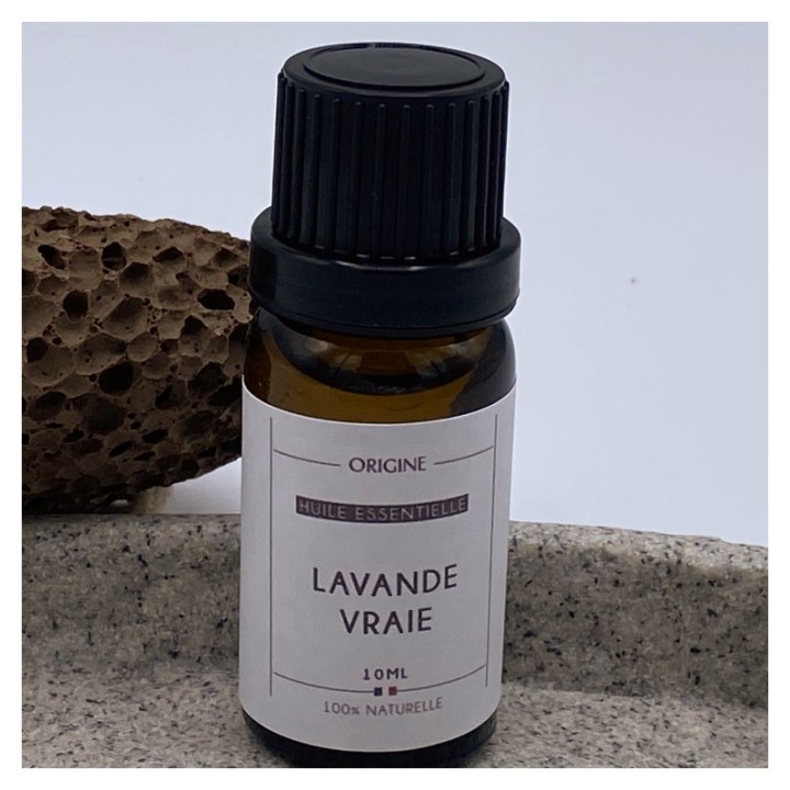 huile essentielle de lavande vraie ou officinale