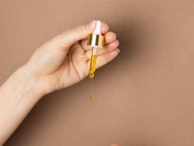 Comment appliquer de l'huile sur la peau : nos conseils